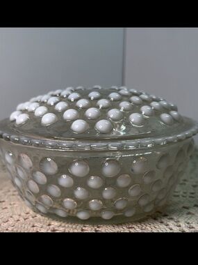 Vintage Opalescent Hobnail Glass Covered Candy Dish / Trinket Box